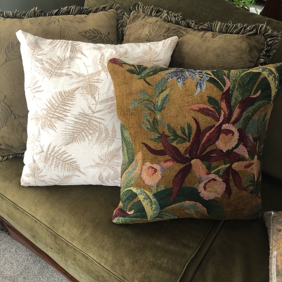 Dotties Original Custom Palm Pillow - Picture 8 of 9